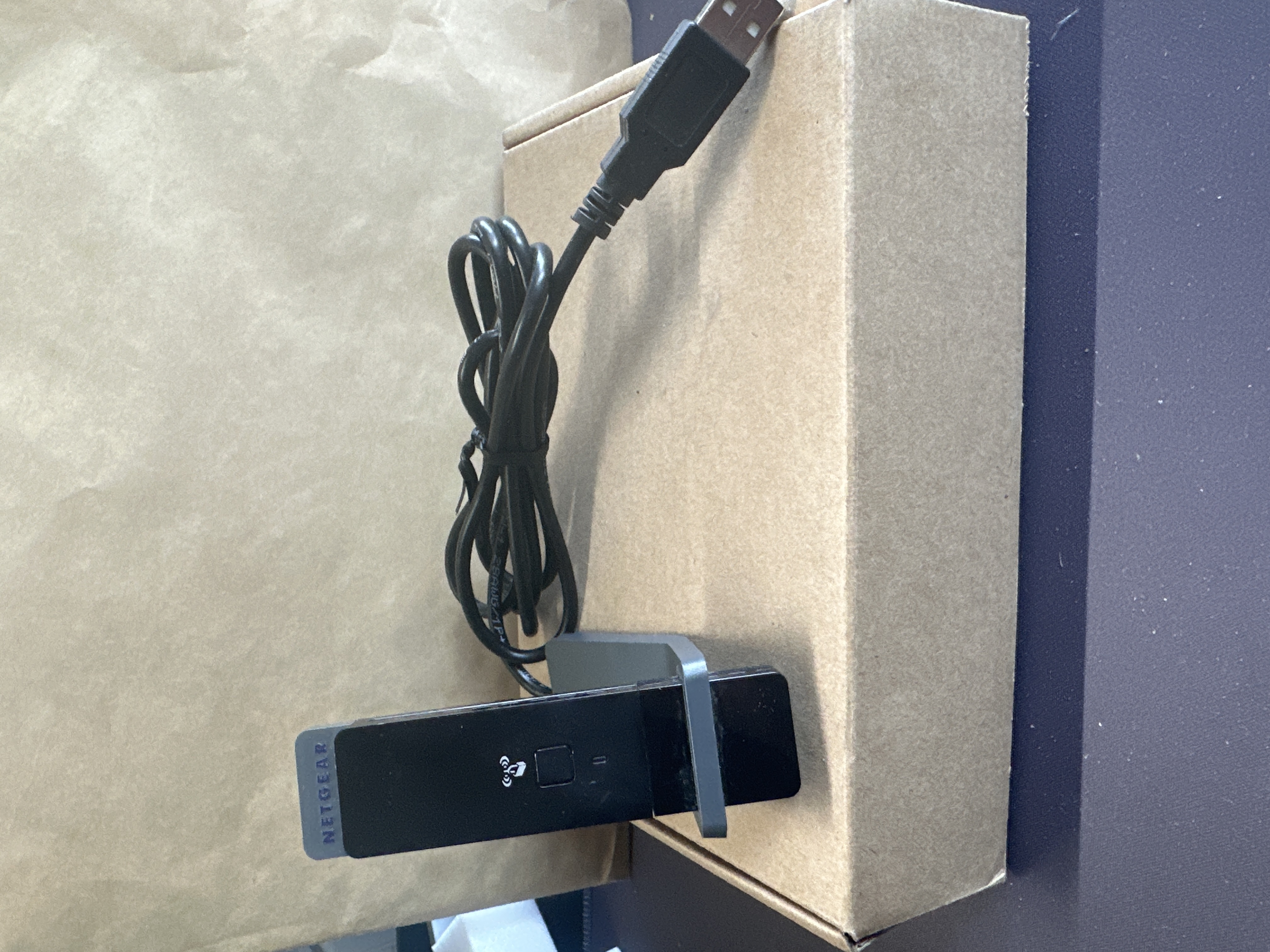 NETGEAR WIRELESS-N 300 USB ADAPTER — photo 2