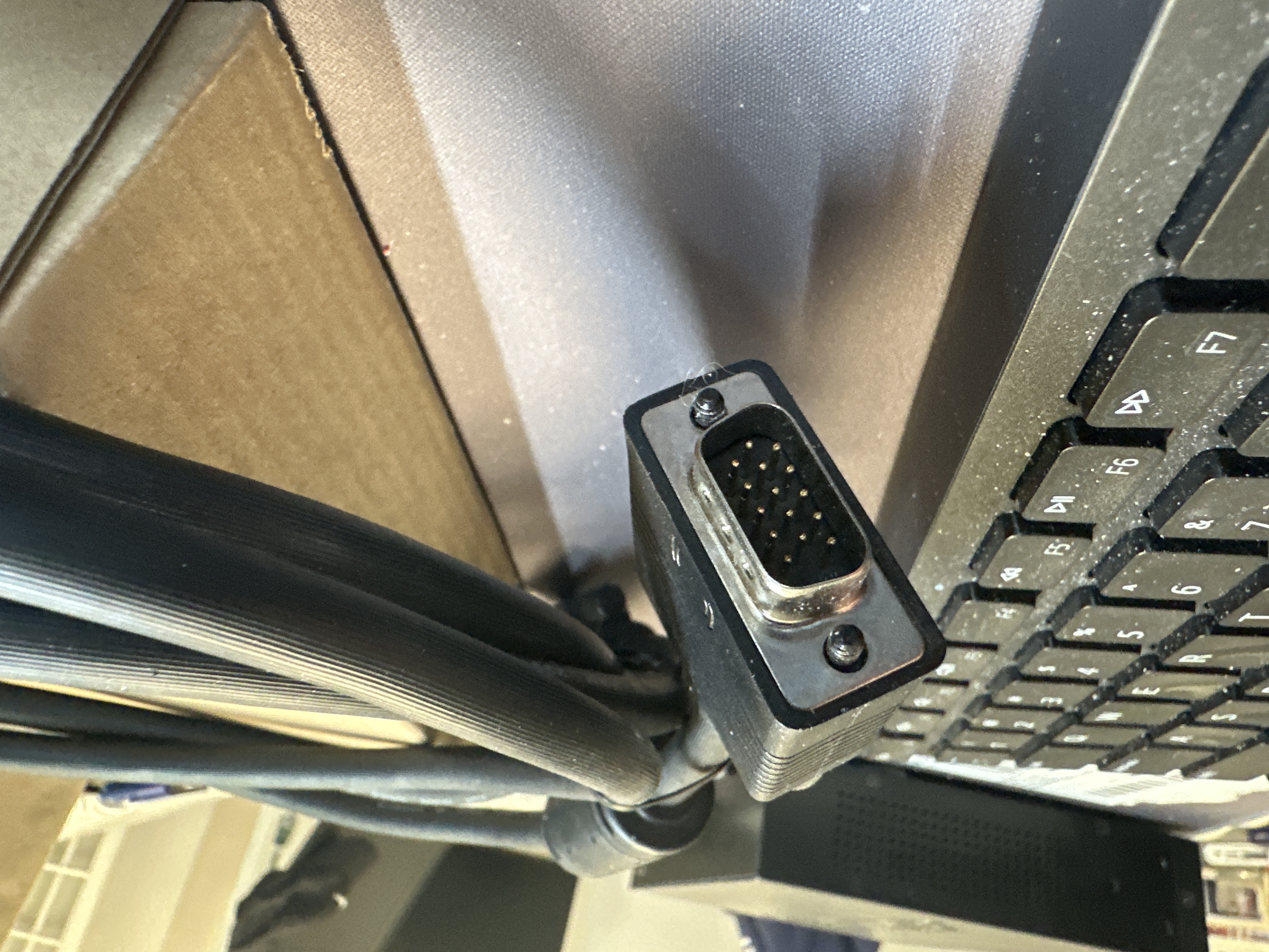 6FT VGA Monitor Cable 15-Pin Male to Male Low Voltage — photo 3