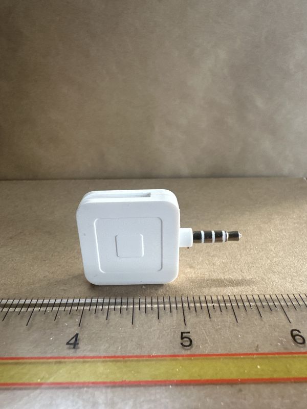Square Card Reader for Mobile Devices - 3.5mm headphone jack