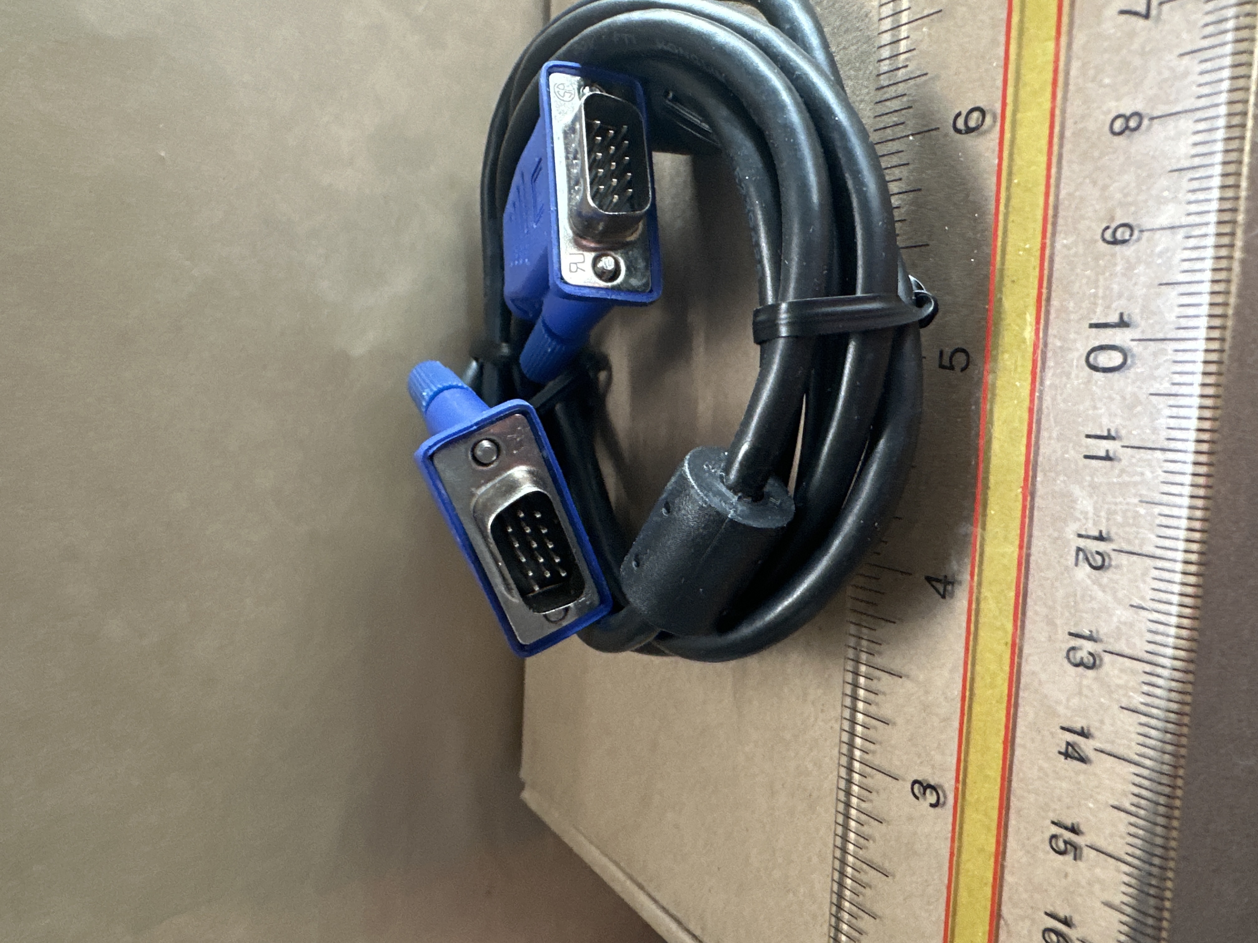 5 ft VGA Male to Male Cable — photo 1